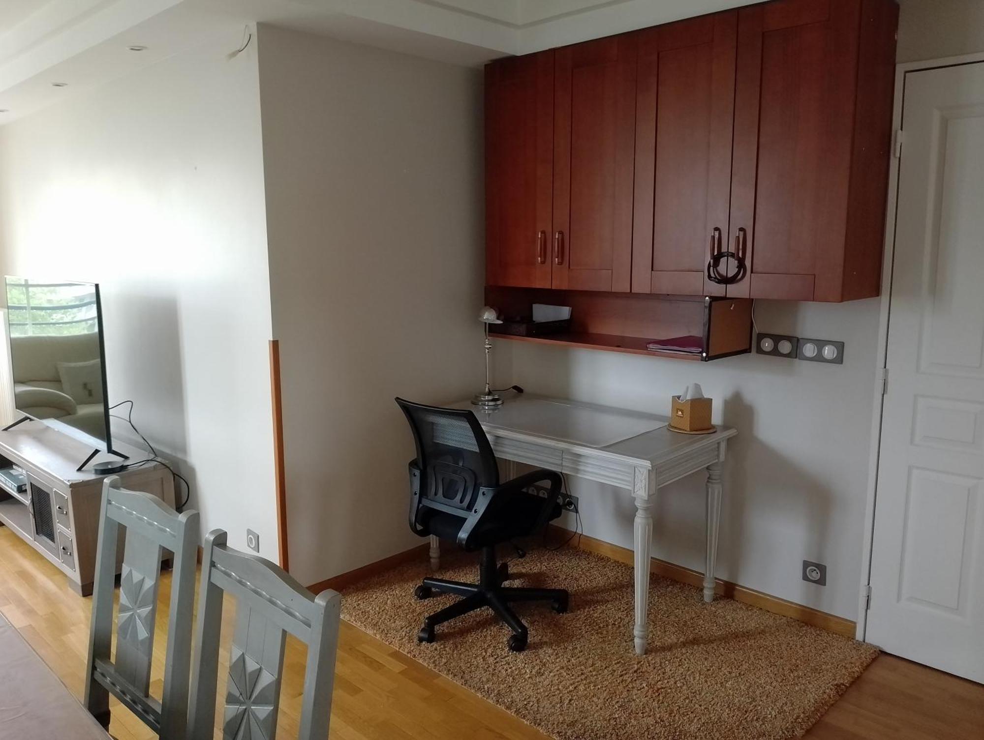 Apartment Residentiel Au Et Au Frais Montigny-le-Bretonneux